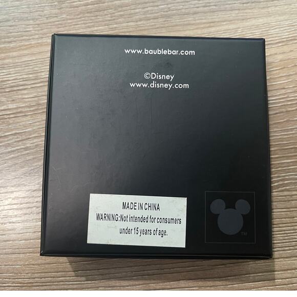 Disney BaubleBar Mickey Mouse Pumpkin Stud Earrings Enamel Halloween Fall NEW - Picture 6 of 7